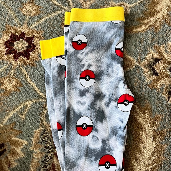 NEW Pokémon Pikachu Pajama Set - Picture 8 of 10